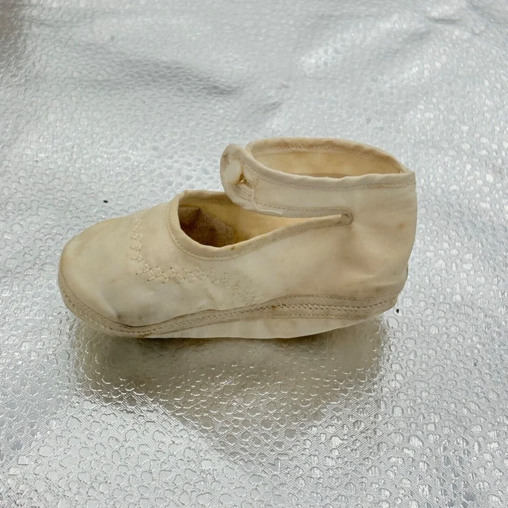 Vintage Mrs. Days Ideal‎ Baby Shoes With Box & Guide 50s 60s Satin Button USA